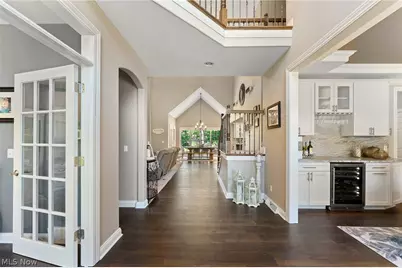 1325 Fox Den Trail, Canfield, OH 44406 - Photo 4