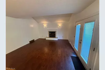 1273 Sharonbrook Drive, Twinsburg, OH 44087 - Photo 4