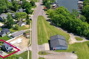 17500 Lundys Ln, Lake Milton, OH 44429 - Photo 4