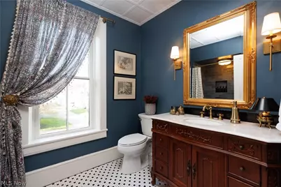102 E Lamartine Street, Mount Vernon, OH 43050 - Photo 6