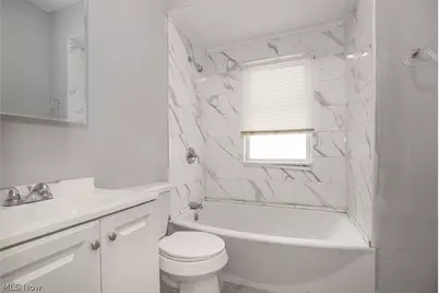 9421 Parkview Avenue, Loveland, OH 44104 - Photo 10