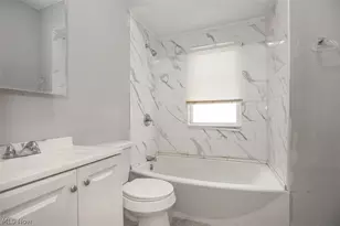 9421 Parkview Ave, Loveland, OH 44104 - Photo 10