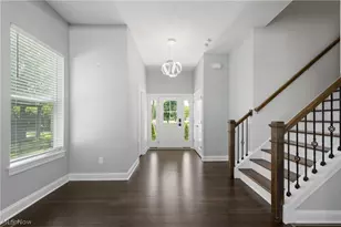 3675 Washington Park Blvd, Newburgh Heights, OH 44105 - Photo 2