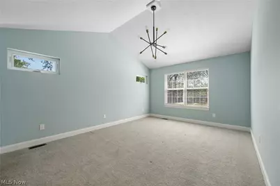3675 Washington Park Boulevard, Newburgh Heights, OH 44105 - Photo 18