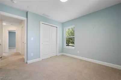 3675 Washington Park Boulevard, Newburgh Heights, OH 44105 - Photo 26