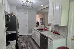3800 Rosemont 116 #B Blvd, Akron, OH 44333 - Photo 2
