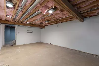 107 Broad Street, St Clairsville, OH 43950 - Photo 28