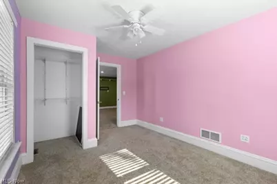 107 Broad Street, St Clairsville, OH 43950 - Photo 22