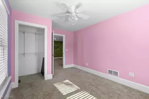 107 Broad St, St Clairsville, OH 43950 - Photo 22
