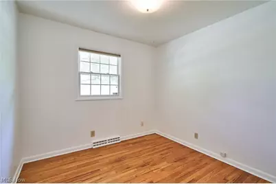 1056 Endicott Drive, Akron, OH 44313 - Photo 20