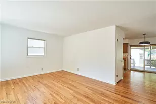 1056 Endicott Dr, Akron, OH 44313 - Photo 14