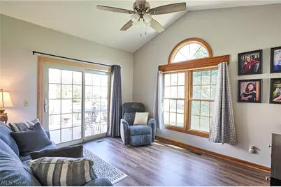 2574 Cardington Green, Uniontown, OH 44685 - Photo 10