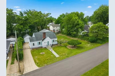 1220 28th Street NE, Canton, OH 44714 - Photo 4