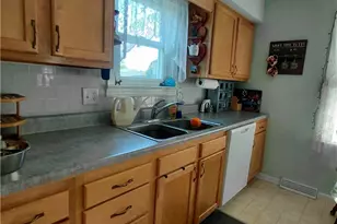 242 Cedar Rd, Richmond, OH 43944 - Photo 10