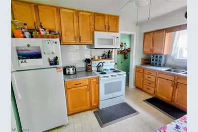242 Cedar Road, Richmond, OH 43944 - Photo 8