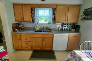 242 Cedar Rd, Richmond, OH 43944 - Photo 8