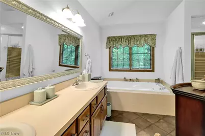 8015 Hansom Place, Mentor, OH 44060 - Photo 36