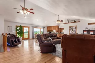 10550 Amish Ridge Rd, Somerset, OH 43783 - Photo 4