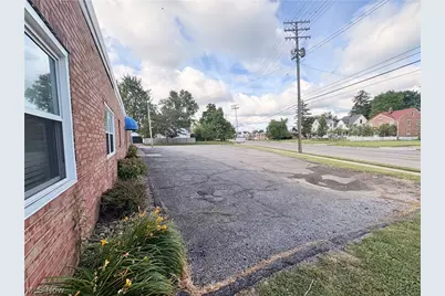 4367 Rocky River Drive, Loveland, OH 44135 - Photo 4