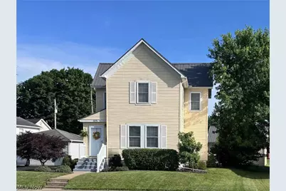 315 E State Street, Newcomerstown, OH 43832 - Photo 2