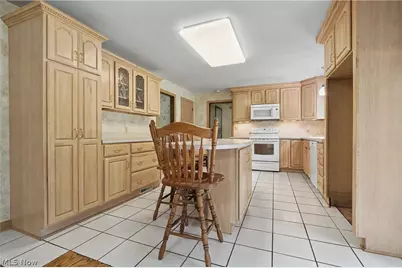 2053 Walker Mill Road, Youngstown, OH 44514 - Photo 10