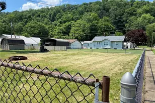 102 Downs Ave, Newcomerstown, OH 43832 - Photo 42