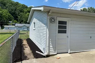 102 Downs Ave, Newcomerstown, OH 43832 - Photo 44