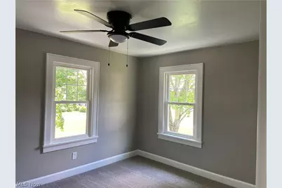 102 Downs Avenue, Newcomerstown, OH 43832 - Photo 26