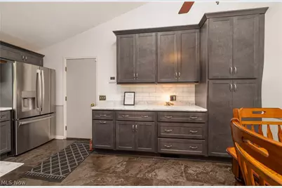 3411 Dunmore Avenue NW, Canton, OH 44708 - Photo 4