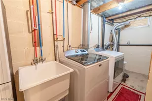 3411 Dunmore Ave NW, Canton, OH 44708 - Photo 38