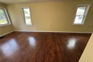 974 Wyley Ave, Akron, OH 44306 - Photo 6
