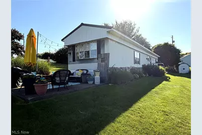 538 Spring Street NE, Sugarcreek, OH 44681 - Photo 2