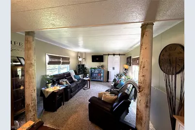 538 Spring Street NE, Sugarcreek, OH 44681 - Photo 4