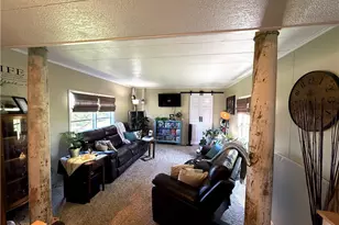 538 Spring St NE, Sugarcreek, OH 44681 - Photo 4