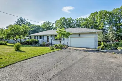 39550 Calann Drive, Elyria, OH 44035 - Photo 6