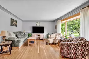 39550 Calann Dr, Elyria, OH 44035 - Photo 8