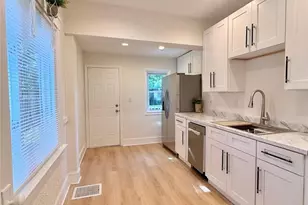 3374 W 88th St, Loveland, OH 44102 - Photo 8