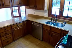 9144 Gregory Ct, Mentor, OH 44060 - Photo 14