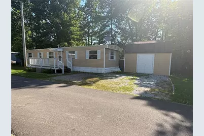 6800 Lake Road West #35E, Geneva, OH 44041 - Photo 14
