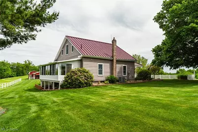 7759 Eddie Hill Road SE, Uhrichsville, OH 44683 - Photo 8