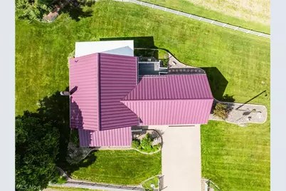 7759 Eddie Hill Road SE, Uhrichsville, OH 44683 - Photo 14