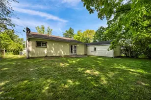 1863 Deerfield Ave SW, Warren, OH 44485 - Photo 28