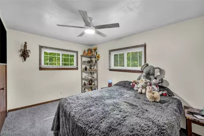 1863 Deerfield Avenue SW, Warren, OH 44485 - Photo 22