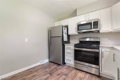 5732 Benjamin Street SW, Canton, OH 44706 - Photo 10