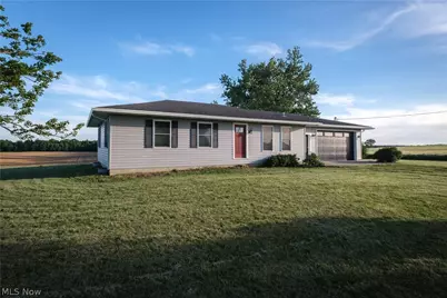 2403 Brokensword Road, Bucyrus, OH 44820 - Photo 2