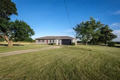 2403 Brokensword Road, Bucyrus, OH 44820 - Photo 4