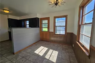 1122 Detroit Ave, Youngstown, OH 44502 - Photo 4