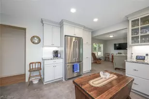 7471 Skyview Dr, Kent, OH 44240 - Photo 10