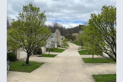203 Knollton Drive, Millersburg, OH 44654 - Photo 2