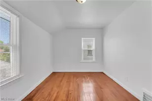 15803 Delrey Ave, Loveland, OH 44128 - Photo 18
